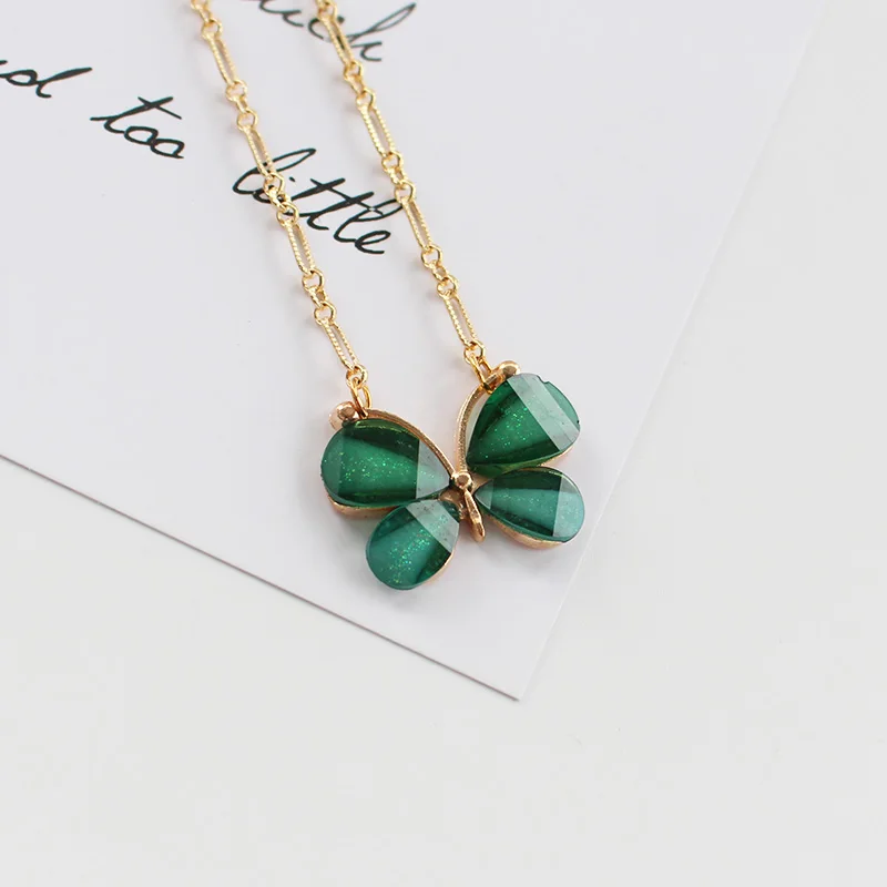 CHENFAN 2020 Butterfly Pendant Necklace Women's Jewelry Gift Fashion Champagne Gold Elegant Necklace Necklace Fashion Sweet
CHENFAN 2020 Butterfly Pendant Necklace Women's Jewelry Gift Fashion Champagne Gold Elegant Necklace Necklace Fashion Sweet