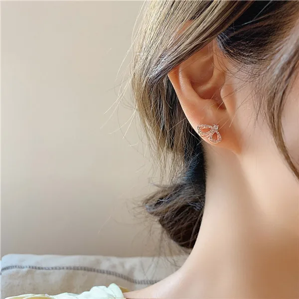 xiaoboACC Women's Earrings 2021 New Korean Fashion Full Diamond Butterfly Stud Earrings Wholesale
xiaoboACC Women's Earrings 2021 New Korean Fashion Full Diamond Butterfly Stud Earrings Wholesale