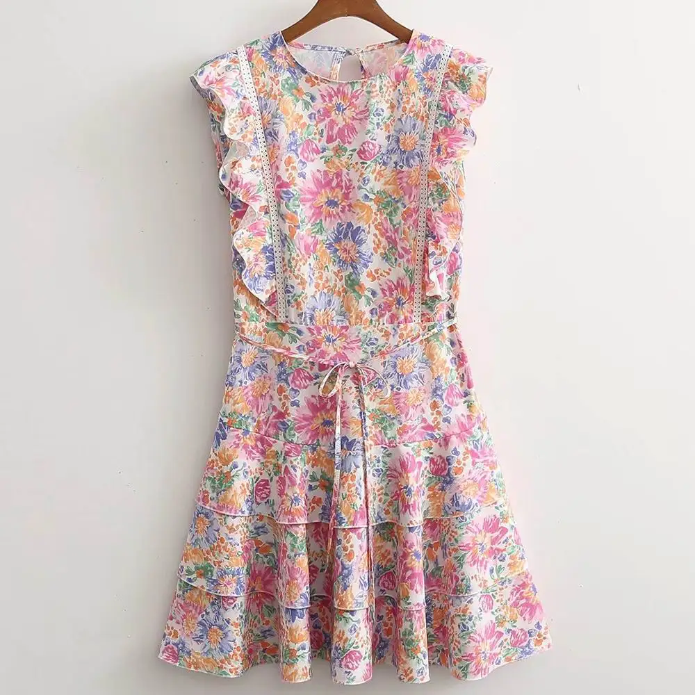 Summer Dress Women 2022 New Fashion Ruffle Sleeve Patchwork Lace Hollow Out Back Female Floral Printed Vestido
Summer Dress Women 2022 New Fashion Ruffle Sleeve Patchwork Lace Hollow Out Back Female Floral Printed Vestido