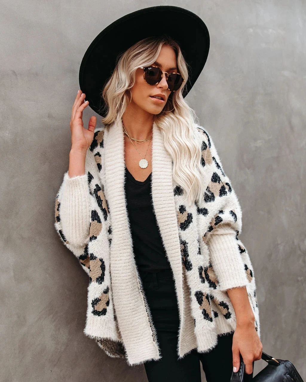 Winter Women\\u2019s Leopard Printed Knit Warm Cardigan Jacket Open Front Batwing Sleeve Sweaters Shawl Coats 
Winter Women\\u2019s Leopard Printed Knit Warm Cardigan Jacket Open Front Batwing Sleeve Sweaters Shawl Coats