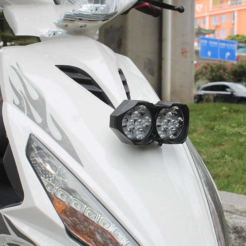 18 LED Motorcycle Headlight SpotLights Auxiliary High Brightness Lamp Electric Vehicle Scooters Autocycle Modified Bulbs 1PC
18 LED Motorcycle Headlight SpotLights Auxiliary High Brightness Lamp Electric Vehicle Scooters Autocycle Modified Bulbs 1PC