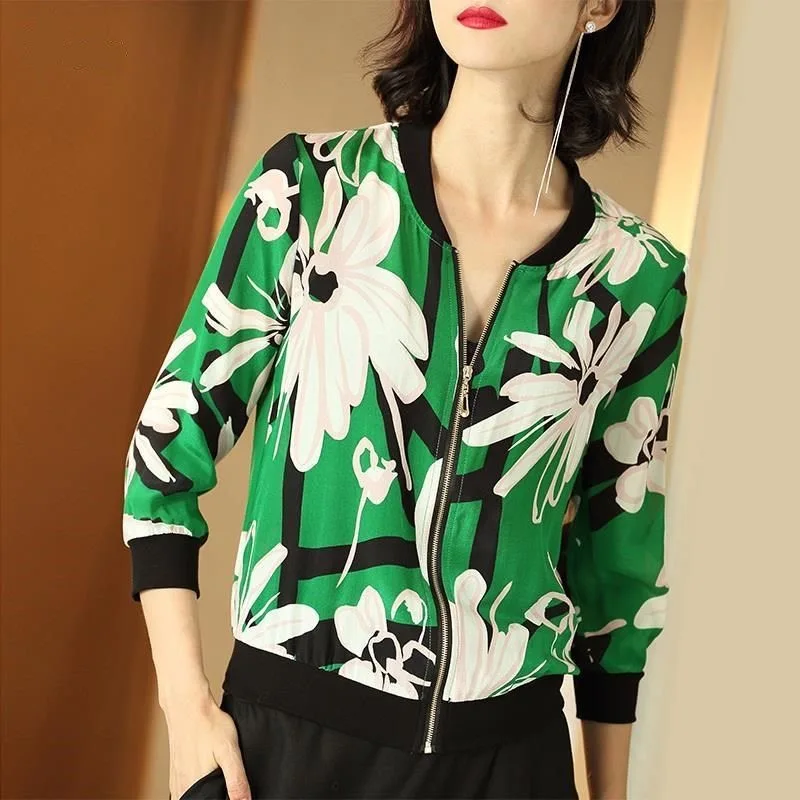Loose New 2021 Summer Sunscreen Cardigans Plus Size 4XL Female Basic Coats Print Green Color Ladies Long Sleeve Outerwear KS669
Loose New 2021 Summer Sunscreen Cardigans Plus Size 4XL Female Basic Coats Print Green Color Ladies Long Sleeve Outerwear KS669