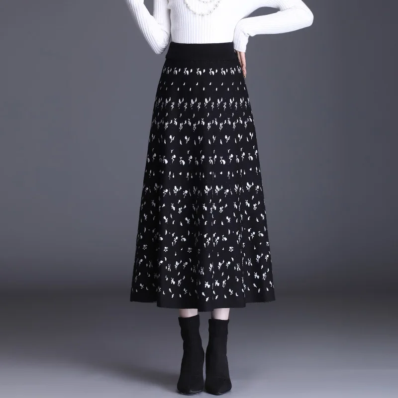 Vintage A-line Long Knitted Skirt For Women Fashion Elegant Printed Skirt Loose Casual High Waist Big Swing Skirts
Vintage A-line Long Knitted Skirt For Women Fashion Elegant Printed Skirt Loose Casual High Waist Big Swing Skirts