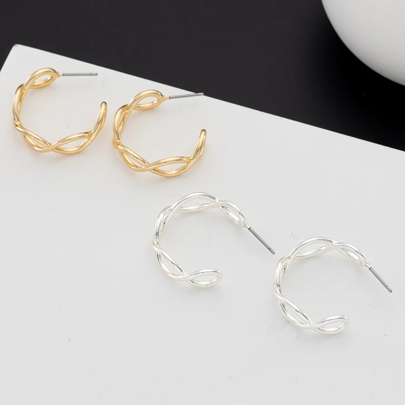 Jaeeyin 2021 Classic Cross Wholesale Earrings C Hoop Concise Gold Color Geometric Minimalist New Arrivals Gift For Women
Jaeeyin 2021 Classic Cross Wholesale Earrings C Hoop Concise Gold Color Geometric Minimalist New Arrivals Gift For Women