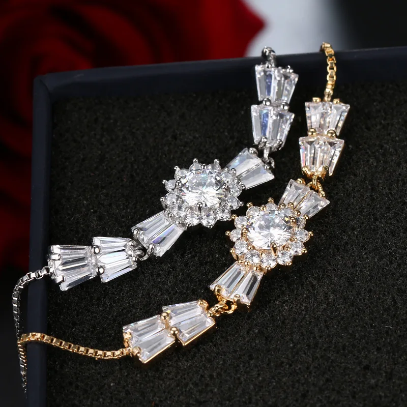 Ekopdee New Unique Candy Design Zircon Bracelet Bangle For Women Elegant Cubic Zirconia Bracelets Female Daily Or Party Jewelry 
Ekopdee New Unique Candy Design Zircon Bracelet Bangle For Women Elegant Cubic Zirconia Bracelets Female Daily Or Party Jewelry