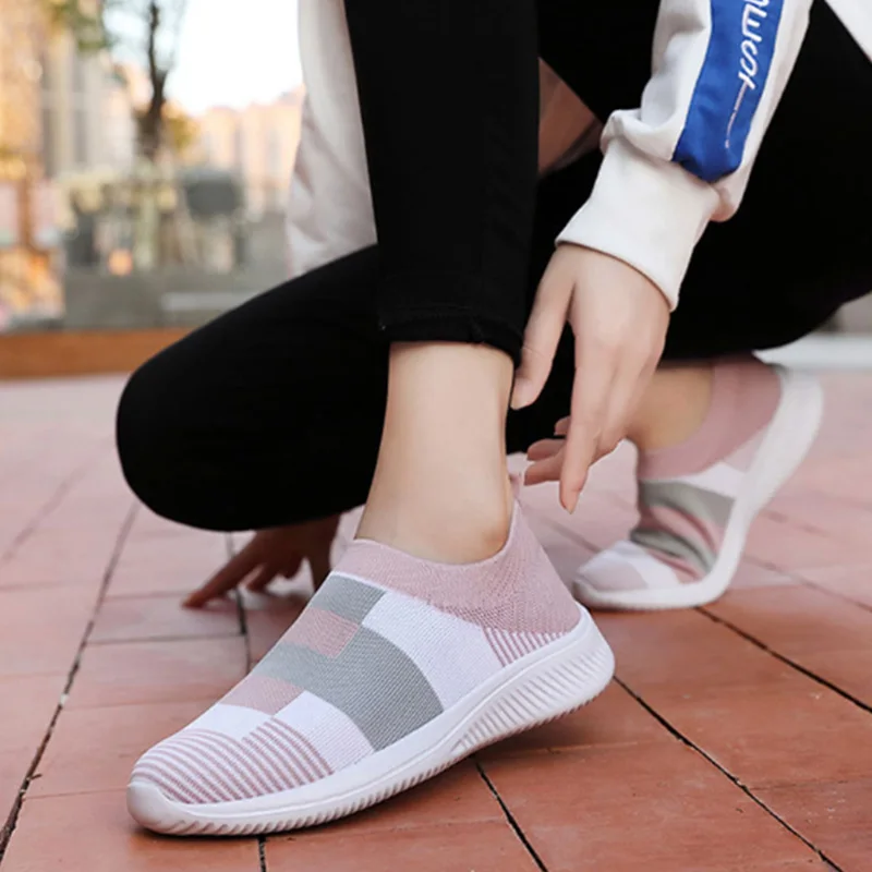 Women's Spring and Autumn Casual Shoes Mesh Women's Running Sports Shoes Walking Shoes Student Training Shoes Soft Sole Vulcaniz
Women's Spring and Autumn Casual Shoes Mesh Women's Running Sports Shoes Walking Shoes Student Training Shoes Soft Sole Vulcaniz