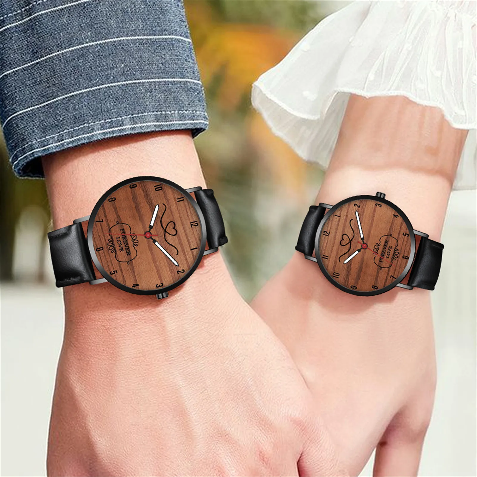 Valentine's Day Gifts 2021 New Fashion Couple Leather Band Analog Alloy Quartz Watches For Two Lovers Free Shopping Reloj Mujer
Valentine's Day Gifts 2021 New Fashion Couple Leather Band Analog Alloy Quartz Watches For Two Lovers Free Shopping Reloj Mujer