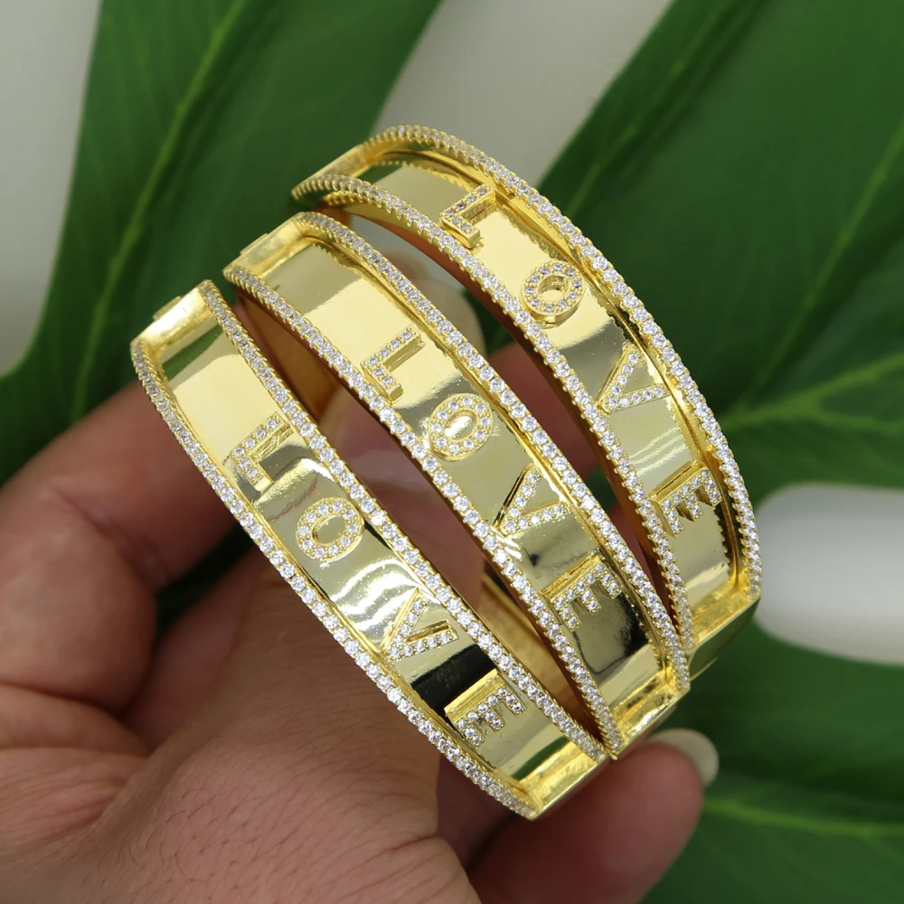 New arrived wide band letter bracelet with cubic zircon paved women lady heavy bangle with gold plated wedding jewelry gift
New arrived wide band letter bracelet with cubic zircon paved women lady heavy bangle with gold plated wedding jewelry gift