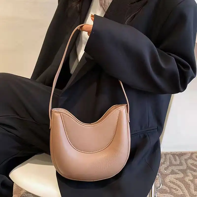 С доставкой Half-moon Bolsa 2022 кожаная сумка из искусственной кожи С роскошным дизайном
С доставкой Half-moon Bolsa 2022 кожаная сумка из искусственной кожи С роскошным дизайном