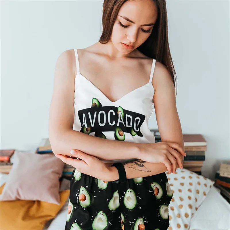 Women Pajama Set Sleeveless Avocado Print Top+Shorts Set Fashion Sleepwear Set for Ladies
Women Pajama Set Sleeveless Avocado Print Top+Shorts Set Fashion Sleepwear Set for Ladies