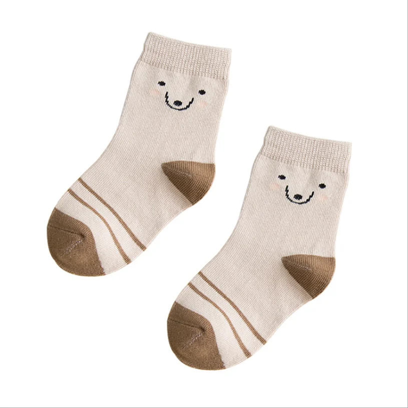 1 piece=5 pair Children's Cotton Socks Student Socks Floor Kids Socks Autumn Winter Spring Boys And Girls Multi Color Sock
1 piece=5 pair Children's Cotton Socks Student Socks Floor Kids Socks Autumn Winter Spring Boys And Girls Multi Color Sock