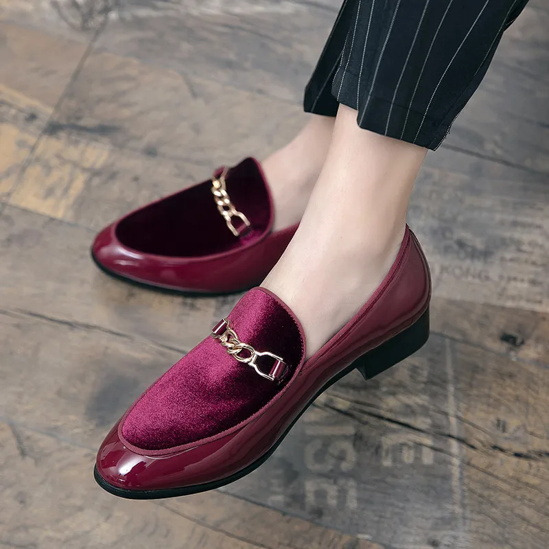Slippers New 2021 Men's Shoes Brand Fashion Oxford Trend Non-slip Office Business Personality Handmade Formal Men Casual For
Slippers New 2021 Men's Shoes Brand Fashion Oxford Trend Non-slip Office Business Personality Handmade Formal Men Casual For