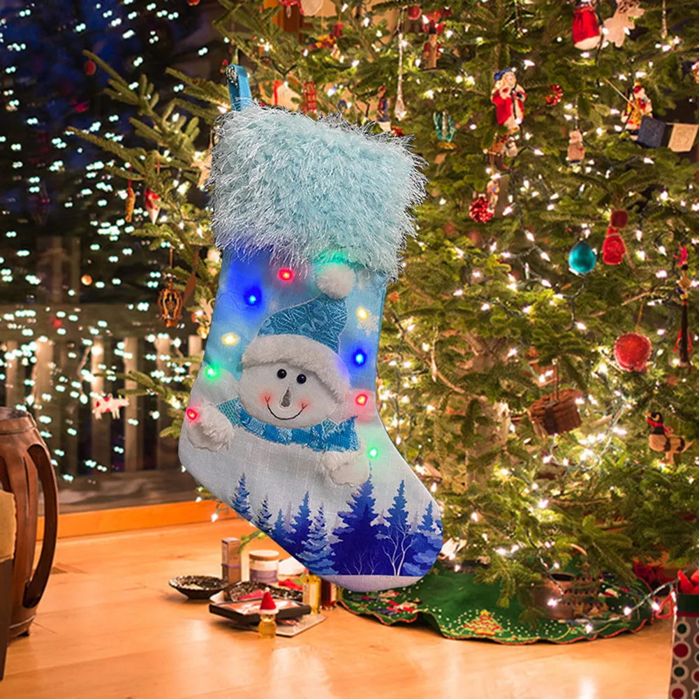 1pc Christmas Stocking With Light Santa Shiny LED Hanging Stocking Xmas Decoration Non-woven Fabric Home Christmas Decor
1pc Christmas Stocking With Light Santa Shiny LED Hanging Stocking Xmas Decoration Non-woven Fabric Home Christmas Decor