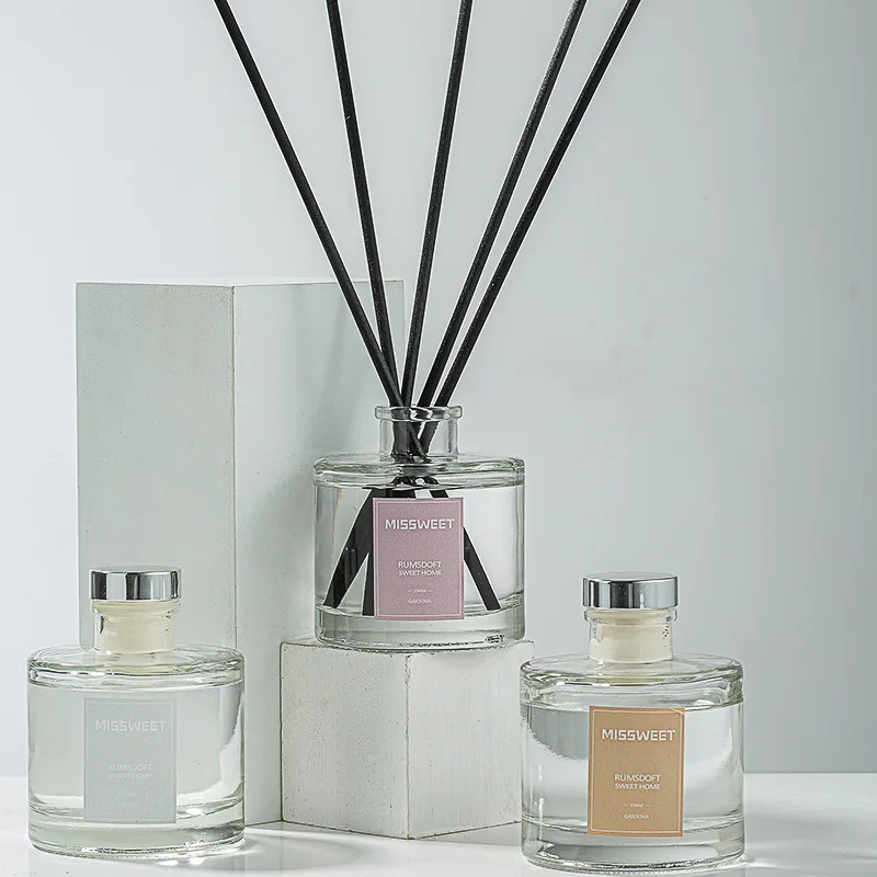 120ML/150ML Simple and Fresh Aromatherapy Essential Oil Set Home Decoration Indoor Hotel Perfume Supplies
120ML/150ML Simple and Fresh Aromatherapy Essential Oil Set Home Decoration Indoor Hotel Perfume Supplies