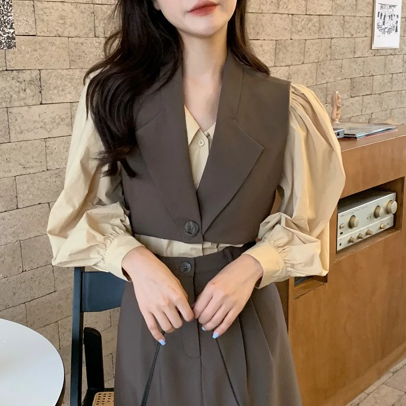 Korean elegant temperament lapel puff sleeve shirt short waistcoat waist slim skirt three-piece suit
Korean elegant temperament lapel puff sleeve shirt short waistcoat waist slim skirt three-piece suit