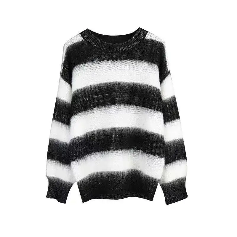 Women Sweater 2021 Autumn and Winter New Round Neck Contrast Stripe Stitching Long-sleeved Loose Short Knit Top
Women Sweater 2021 Autumn and Winter New Round Neck Contrast Stripe Stitching Long-sleeved Loose Short Knit Top