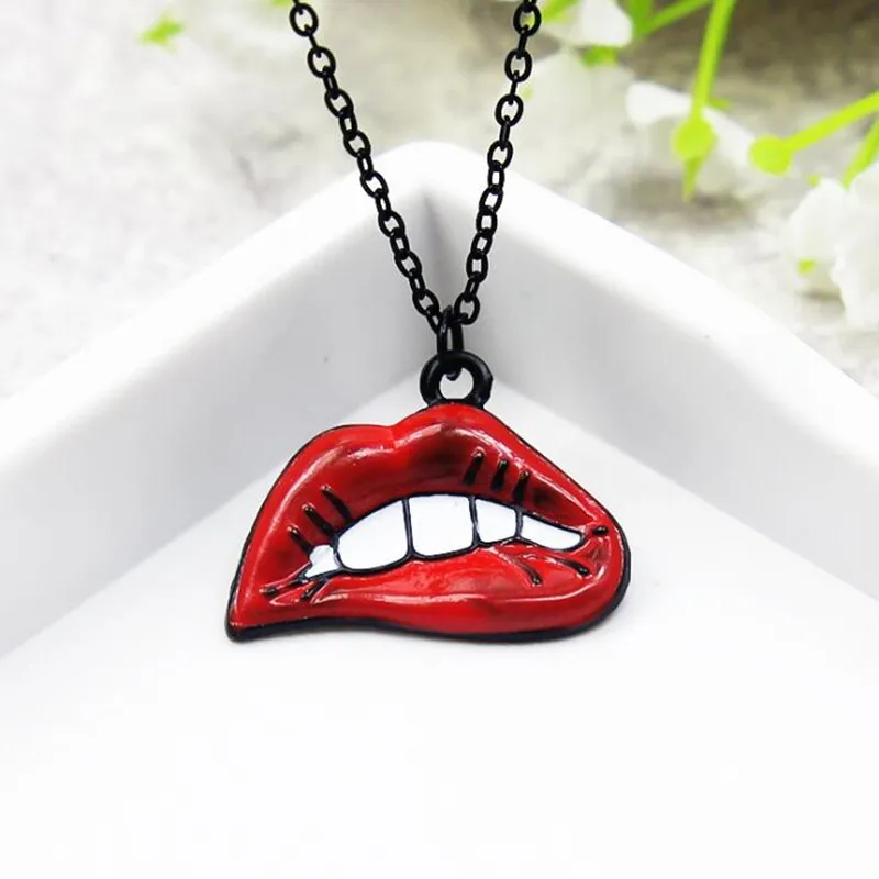 NM028 Personality Big Red Lip Alloy Pendant Necklace Fashion Jewelry Wholesale
NM028 Personality Big Red Lip Alloy Pendant Necklace Fashion Jewelry Wholesale
