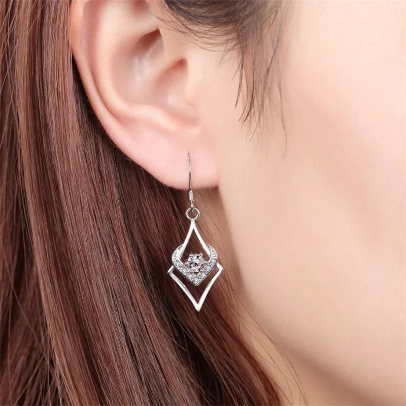 High Grade Silver Plated Girl Hanging Earring Long Drop Accessorie 2021 Trendy Rhombu Geometric Heart Earring For Women Jewelry
High Grade Silver Plated Girl Hanging Earring Long Drop Accessorie 2021 Trendy Rhombu Geometric Heart Earring For Women Jewelry