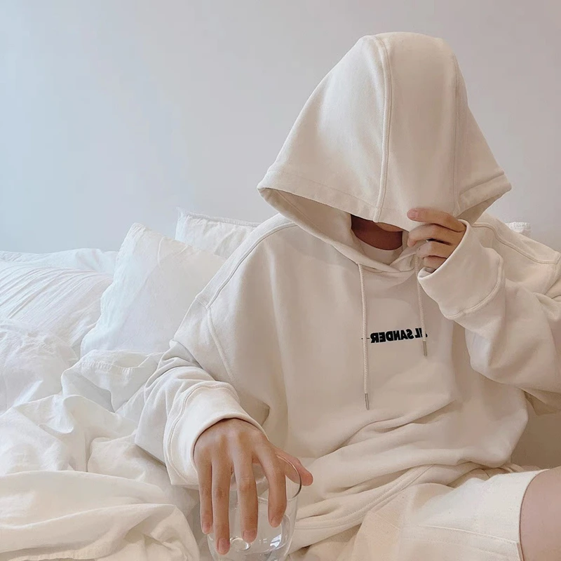Повседневная Толстовка JIL SANDER для мужчин и женщин, свободный свитер с капюшоном, с надписью, в стиле оверсайз, для влюбленных пар
Повседневная Толстовка JIL SANDER для мужчин и женщин, свободный свитер с капюшоном, с надписью, в стиле оверсайз, для влюбленных пар