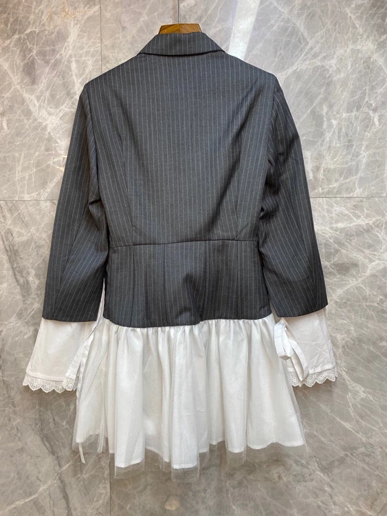 2021 spring new women's fashion lapel hem color matching stitching ruffled long-sleeved dress 303
2021 spring new women's fashion lapel hem color matching stitching ruffled long-sleeved dress 303