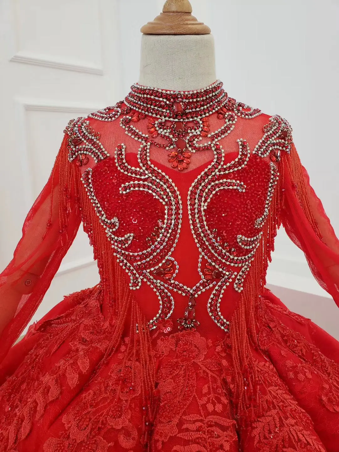 Red Ball Gown Flower Girl Dresses For Weddings Party Ceremony Gown Waves Tulle Lace First Communion Dresses For Little Girls
Red Ball Gown Flower Girl Dresses For Weddings Party Ceremony Gown Waves Tulle Lace First Communion Dresses For Little Girls