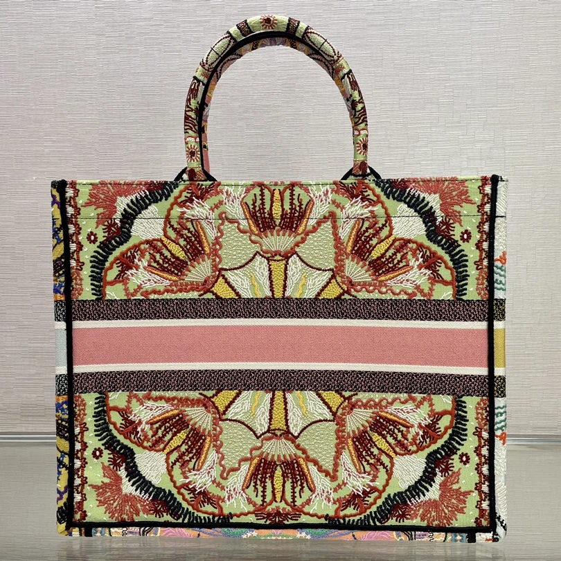 2021 Embroidery Book Tote Bags for Women Top Designer Luxury Handbags Lady's New Fashion Purse Best Quality Shopping Bag
2021 Embroidery Book Tote Bags for Women Top Designer Luxury Handbags Lady's New Fashion Purse Best Quality Shopping Bag