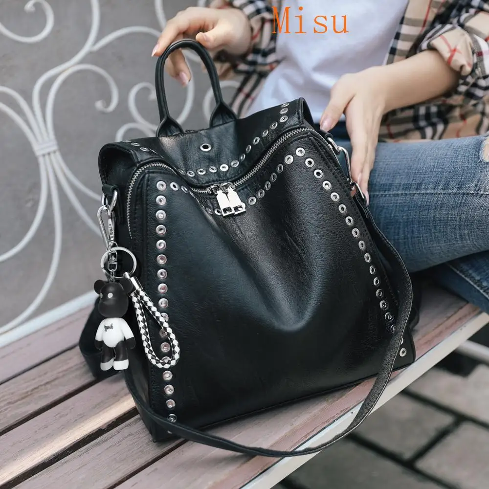 2020 New Women Genuine Leather Backpack Rivet Multifunctional Backpack Female Travel Bag Teenage Girls Fashion Schoolbag Mochila
2020 New Women Genuine Leather Backpack Rivet Multifunctional Backpack Female Travel Bag Teenage Girls Fashion Schoolbag Mochila