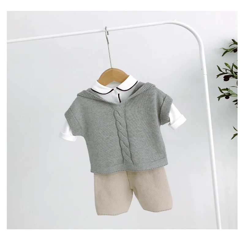 Kids Boys Knitted Vest Baby Spring and Autumn Children Clothes Korean Fashion Coat Pure Cotton Pullover Gray Tops Sweaters
Kids Boys Knitted Vest Baby Spring and Autumn Children Clothes Korean Fashion Coat Pure Cotton Pullover Gray Tops Sweaters