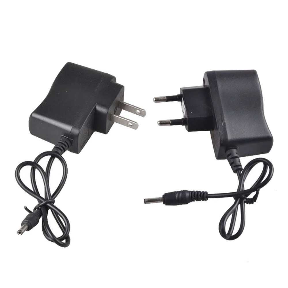 EU/US Standard 18650 Smart Charger 3.5mm Universal DC4.2V 500mA Li-ion Rechargeable Battery Charger For Led Flashlight Torch
EU/US Standard 18650 Smart Charger 3.5mm Universal DC4.2V 500mA Li-ion Rechargeable Battery Charger For Led Flashlight Torch