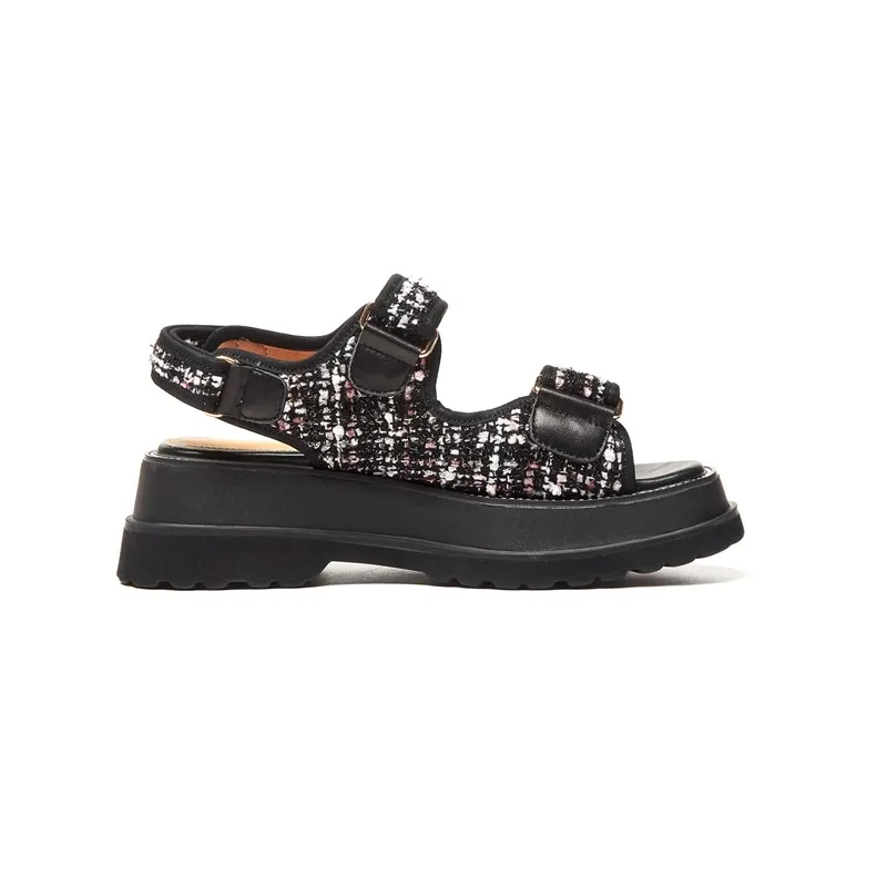 Fashion Flat Platform Sandals Women Summer Heighten Houndstooth Plaid Sheepskin Open Toe Hook High Heels Casual Shoes Size 34-42
Fashion Flat Platform Sandals Women Summer Heighten Houndstooth Plaid Sheepskin Open Toe Hook High Heels Casual Shoes Size 34-42