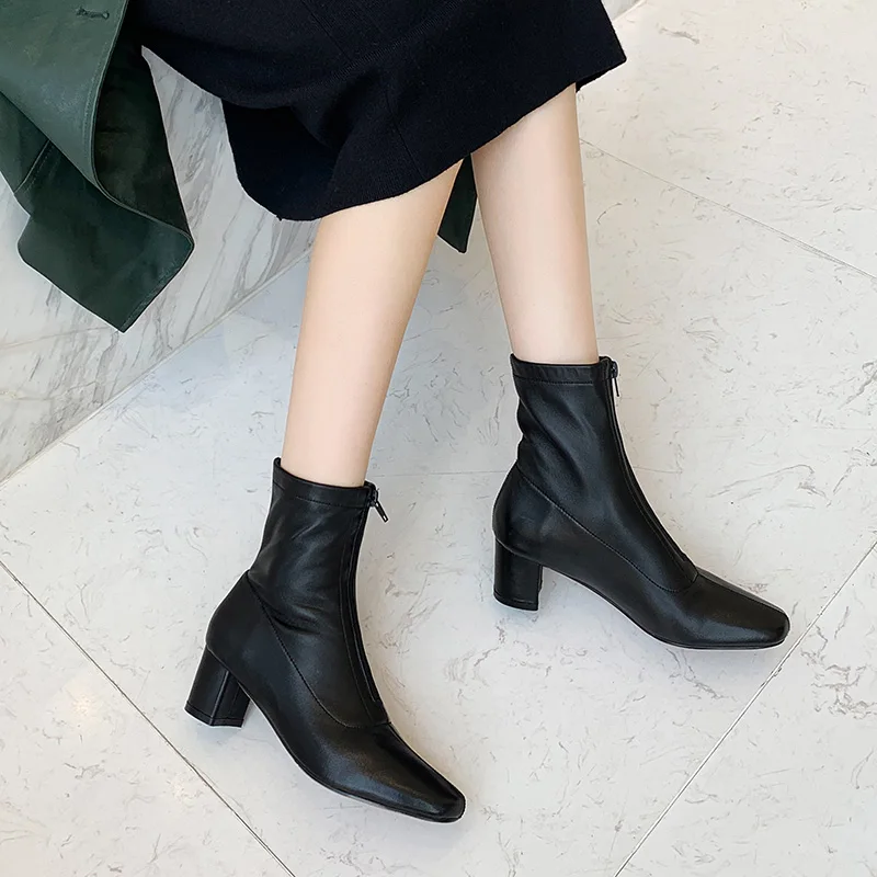 Leather Sheepskin Martin Boots Platform British Style Zipper Square Toe Flat Single Boot Ankle Boots Women
Leather Sheepskin Martin Boots Platform British Style Zipper Square Toe Flat Single Boot Ankle Boots Women