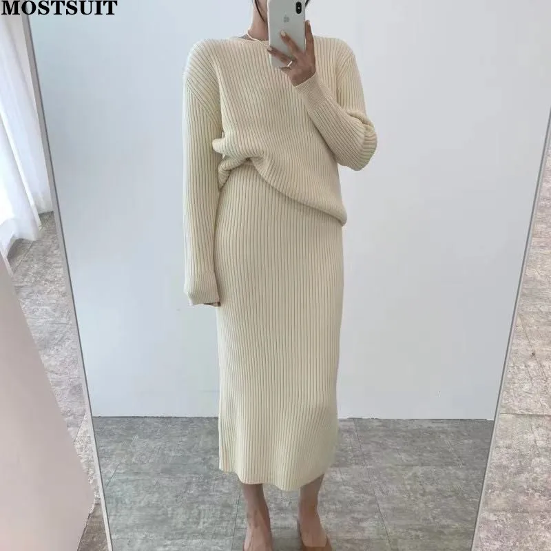 Solid Knitted Winter Two Piece Skirt Set Women O-neck Sweater & Elastic Waist Straight Skirt Set Thick Warm Korean Fashion Set
Solid Knitted Winter Two Piece Skirt Set Women O-neck Sweater & Elastic Waist Straight Skirt Set Thick Warm Korean Fashion Set