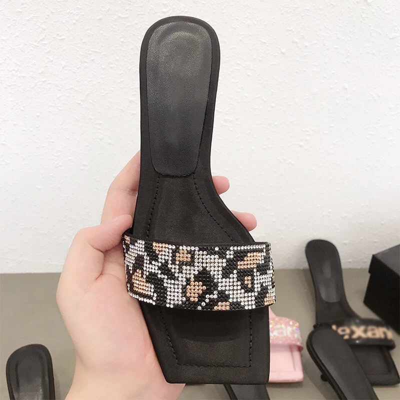 Woman Summer Sandals Low-heeled Women Beach Slides Footwear Luxury Brand Open Toe Sandals Party Sandals Zapatos Para Mujer
Woman Summer Sandals Low-heeled Women Beach Slides Footwear Luxury Brand Open Toe Sandals Party Sandals Zapatos Para Mujer