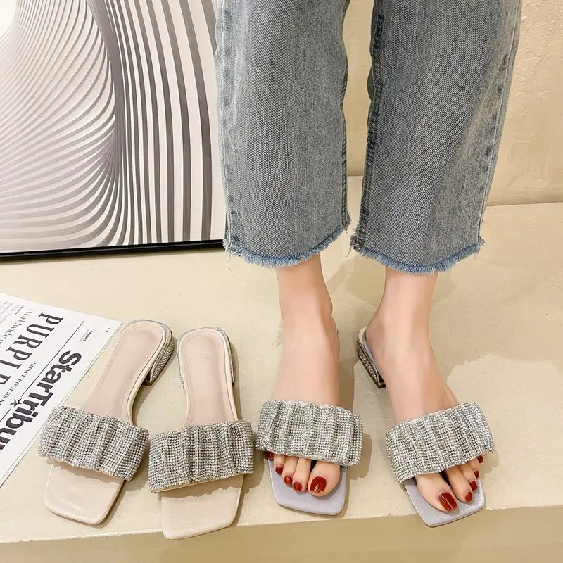 Shoes Woman's Slippers Luxury Slides Jelly Flip Flops Shale Female Beach Square Toe Low 2021 Designer Flat Glitter Sabot Soft Fa
Shoes Woman's Slippers Luxury Slides Jelly Flip Flops Shale Female Beach Square Toe Low 2021 Designer Flat Glitter Sabot Soft Fa