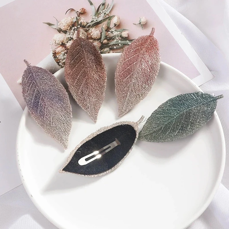 Side Clip Bang Embroidery Leaf Shape Hair Clips for Women Girls Hairband Pin Hairpin Headdress Jewelry Hair Accessories 2021
Side Clip Bang Embroidery Leaf Shape Hair Clips for Women Girls Hairband Pin Hairpin Headdress Jewelry Hair Accessories 2021