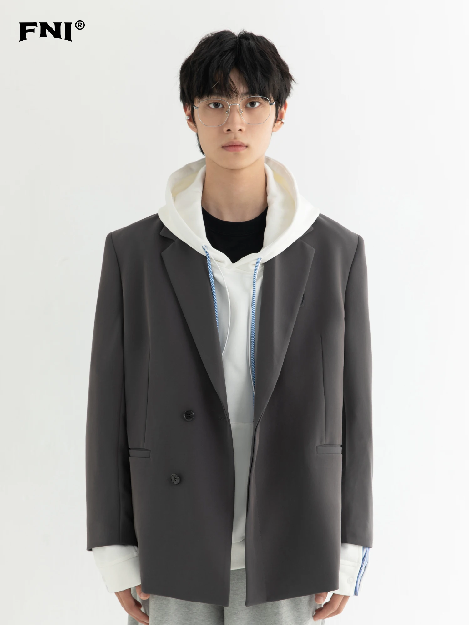 FNI Korean Fashion Men's And Women's Same Autumn And Winter Style Loose Leisure High-grade Feeling Versatile Suit Coat 
FNI Korean Fashion Men's And Women's Same Autumn And Winter Style Loose Leisure High-grade Feeling Versatile Suit Coat