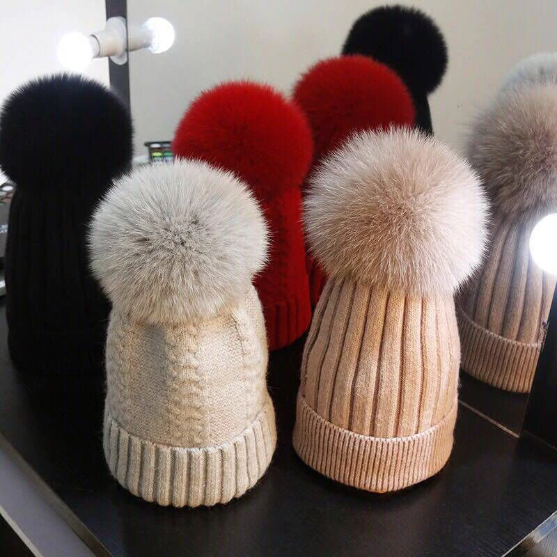 Fashion New Fox Fur Mink Pompoms 15cm Skullies Beanies Hats For Women Children Winter Solid Wool Warm Skullies Beanies Hats
Fashion New Fox Fur Mink Pompoms 15cm Skullies Beanies Hats For Women Children Winter Solid Wool Warm Skullies Beanies Hats