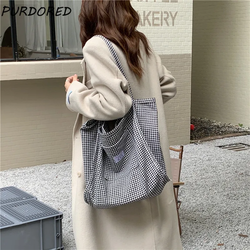 PURDORED 1 Pc Women Houndstooth Tote Bag Large Shopping Bag Reusable Canvas Shoulder Bag Lady Handbags Grocery Tote Bag
PURDORED 1 Pc Women Houndstooth Tote Bag Large Shopping Bag Reusable Canvas Shoulder Bag Lady Handbags Grocery Tote Bag