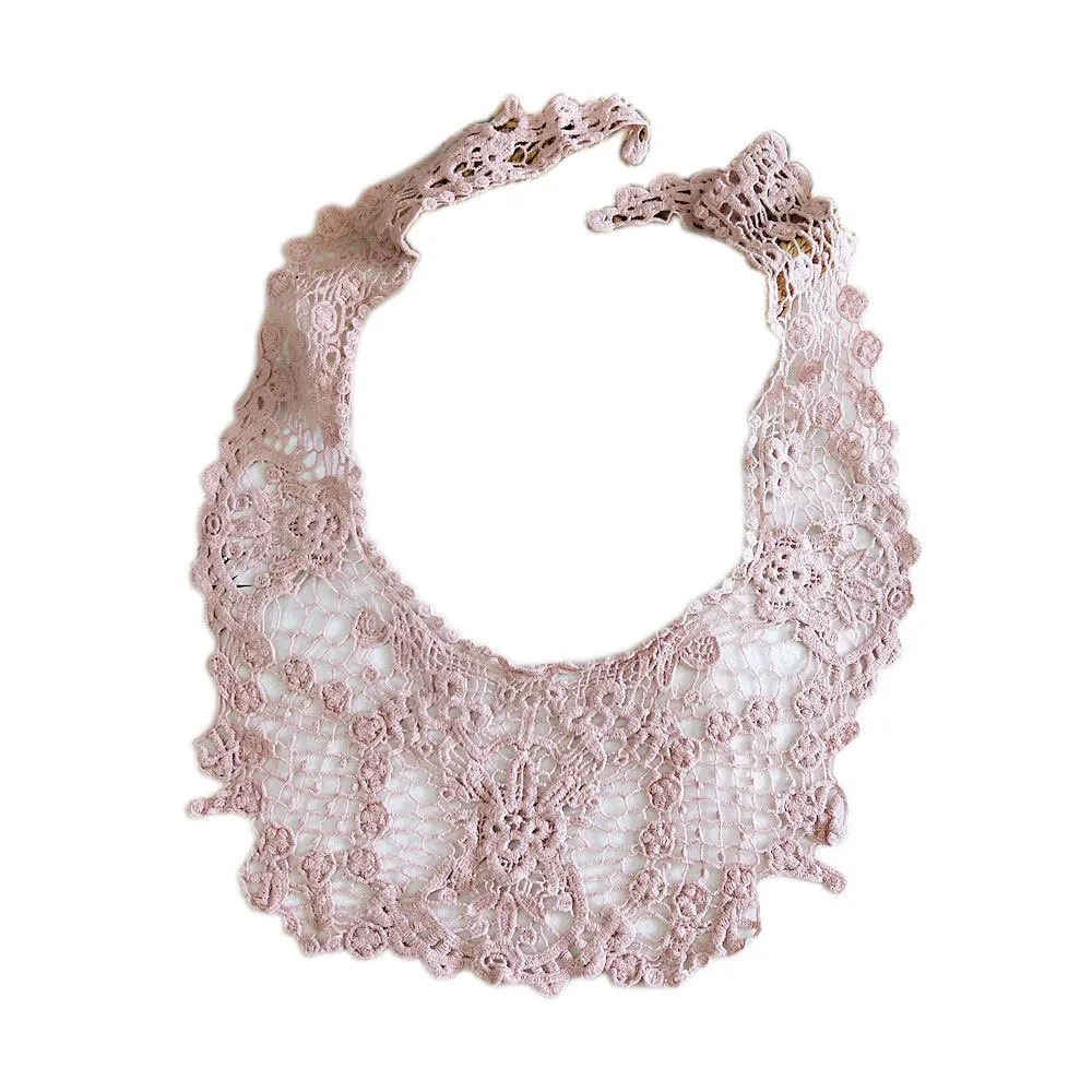 2021 Girls Fake Collars Shawl for Women White Black Triangle Lace Floral Scarf Handkerchief Shirt Blouse False Collar Scarfs
2021 Girls Fake Collars Shawl for Women White Black Triangle Lace Floral Scarf Handkerchief Shirt Blouse False Collar Scarfs