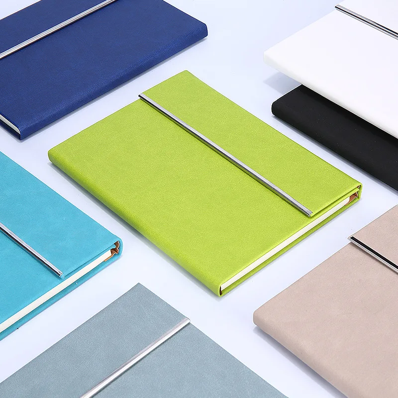 Classic black and white fashion creative A5 office hardcover intimate notepad imitation leather PU diary
Classic black and white fashion creative A5 office hardcover intimate notepad imitation leather PU diary