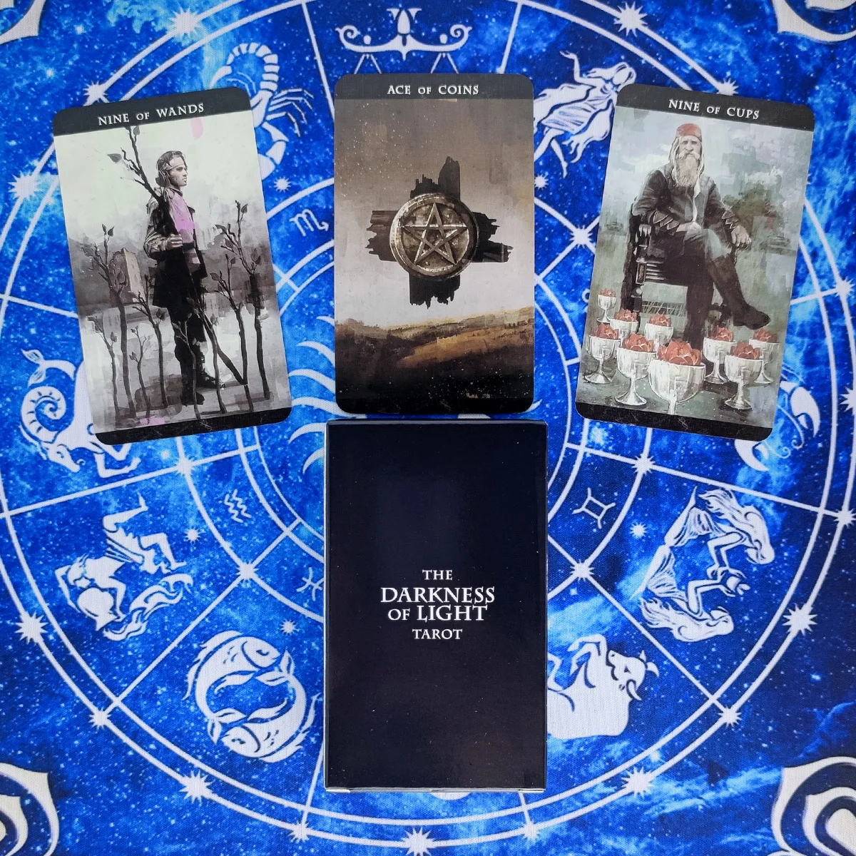 2021 New The Darkness Of Light Tarot Cards Divination Deck Entertainment Parties Board Game Support drop shipping 79 Pcs/Box 
2021 New The Darkness Of Light Tarot Cards Divination Deck Entertainment Parties Board Game Support drop shipping 79 Pcs/Box