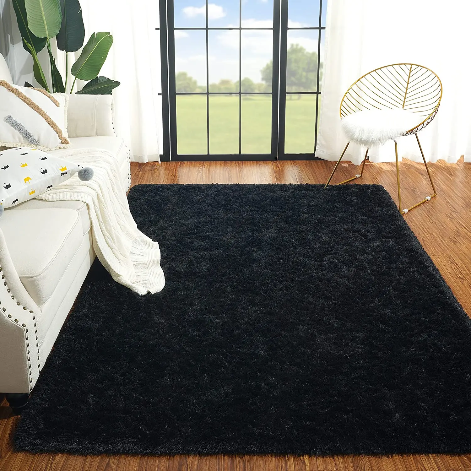 Fluffy Shaggy Area Rug Plush Fuzzy Kids Rug for Living Room Modern Indoor Soft Home College Decor Carpet Washable Non Slip Rug
Fluffy Shaggy Area Rug Plush Fuzzy Kids Rug for Living Room Modern Indoor Soft Home College Decor Carpet Washable Non Slip Rug