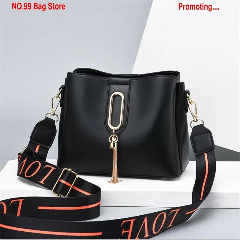 Luxury Designer Women Handbags For Fashion Messenger Bags Lady Shouder Bags Crossbody Tote Sac Femme Ladies Bolsas Luxe
Luxury Designer Women Handbags For Fashion Messenger Bags Lady Shouder Bags Crossbody Tote Sac Femme Ladies Bolsas Luxe
