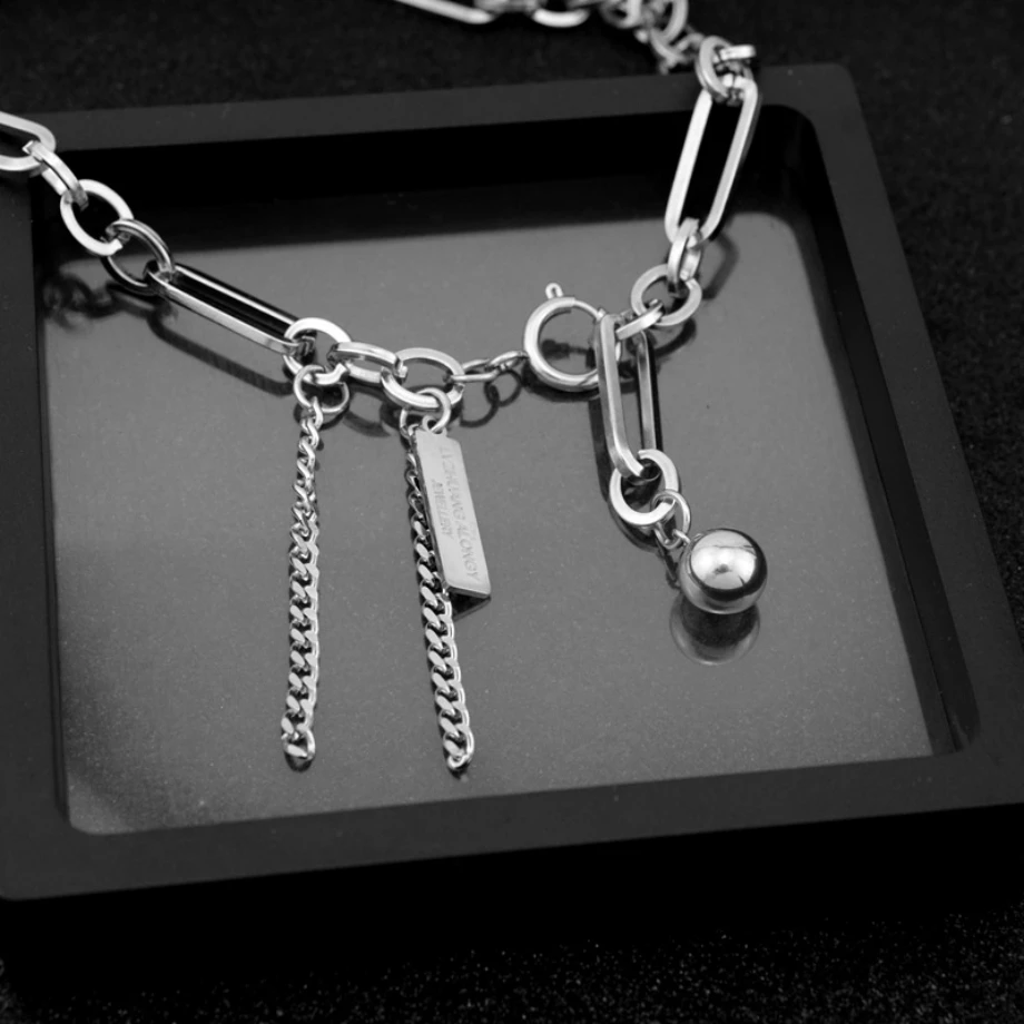 Bungee Tassel Necklace Temperament Female Double Layered Wearing Clavicle Chain Handmade Necklace Clavicle Chain Couple Letter
Bungee Tassel Necklace Temperament Female Double Layered Wearing Clavicle Chain Handmade Necklace Clavicle Chain Couple Letter
