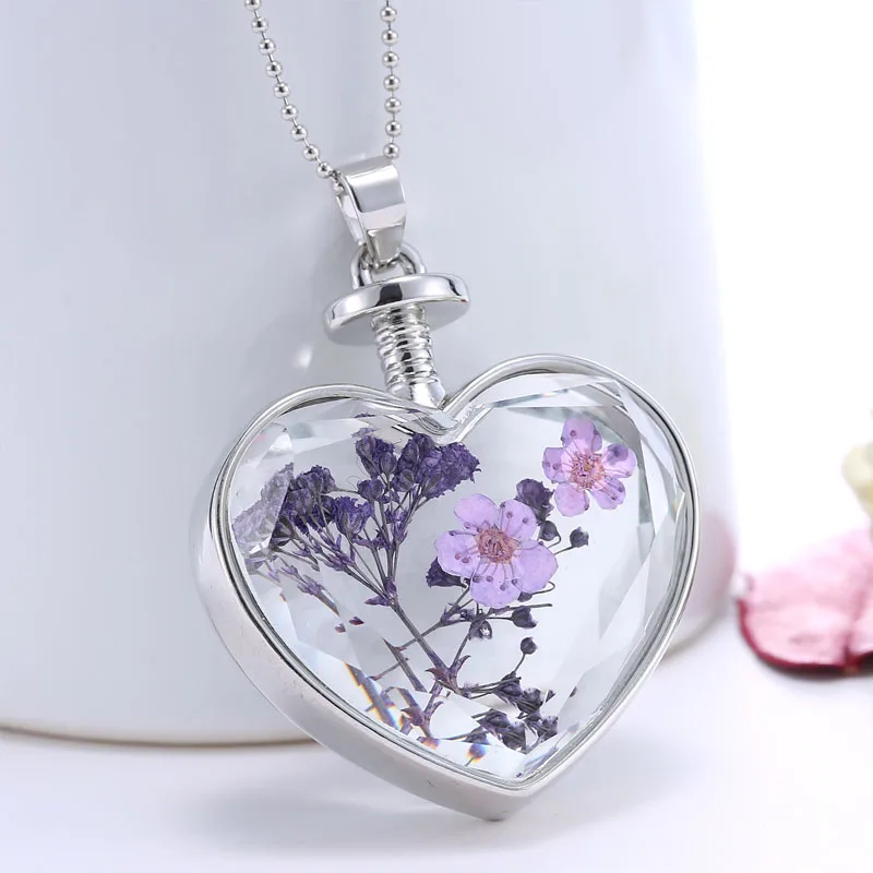 Natural Dried Flower Life Tree Pendant Necklaces for Women Transparent Resin Glass Ball Real Dry Flower Heart Necklaces Jewelry
Natural Dried Flower Life Tree Pendant Necklaces for Women Transparent Resin Glass Ball Real Dry Flower Heart Necklaces Jewelry
