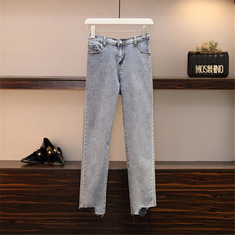 Women Wear 2021 Spring Autumn New Plus Size Two-Piece Set Splicing Pullover Top High Waist Nine-Point Jeans Fashion Suit Female
Women Wear 2021 Spring Autumn New Plus Size Two-Piece Set Splicing Pullover Top High Waist Nine-Point Jeans Fashion Suit Female