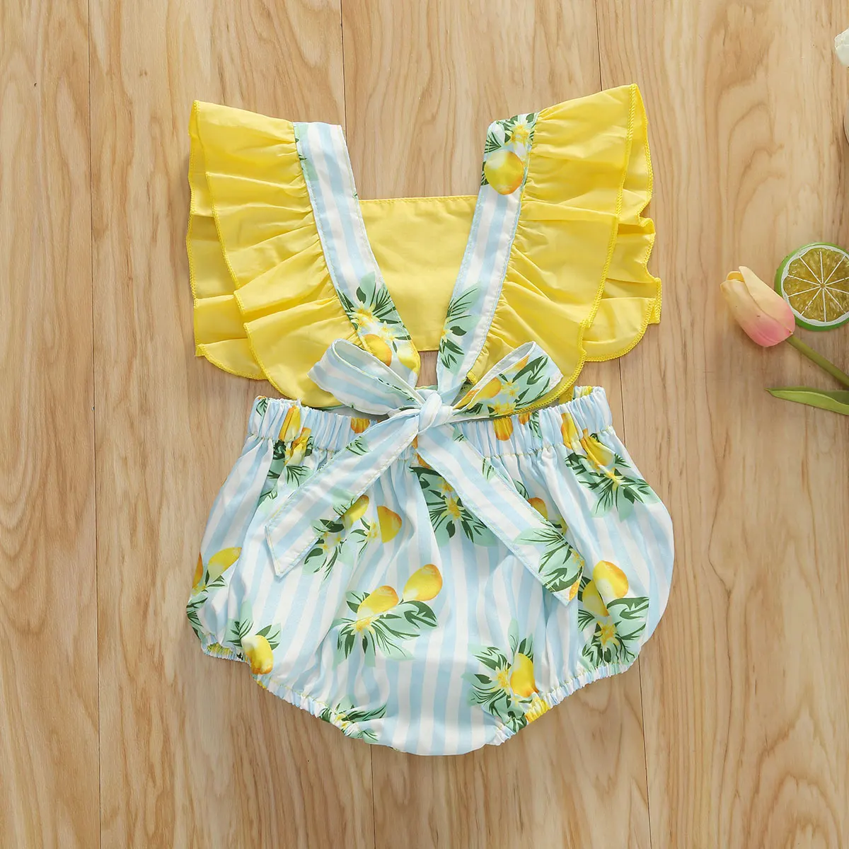 2020 Newly Summer Baby Girls Boys Bodysuits Candy Lemon Print Ruffles Sleeve Backless Jumpsuits Bodysuit
2020 Newly Summer Baby Girls Boys Bodysuits Candy Lemon Print Ruffles Sleeve Backless Jumpsuits Bodysuit