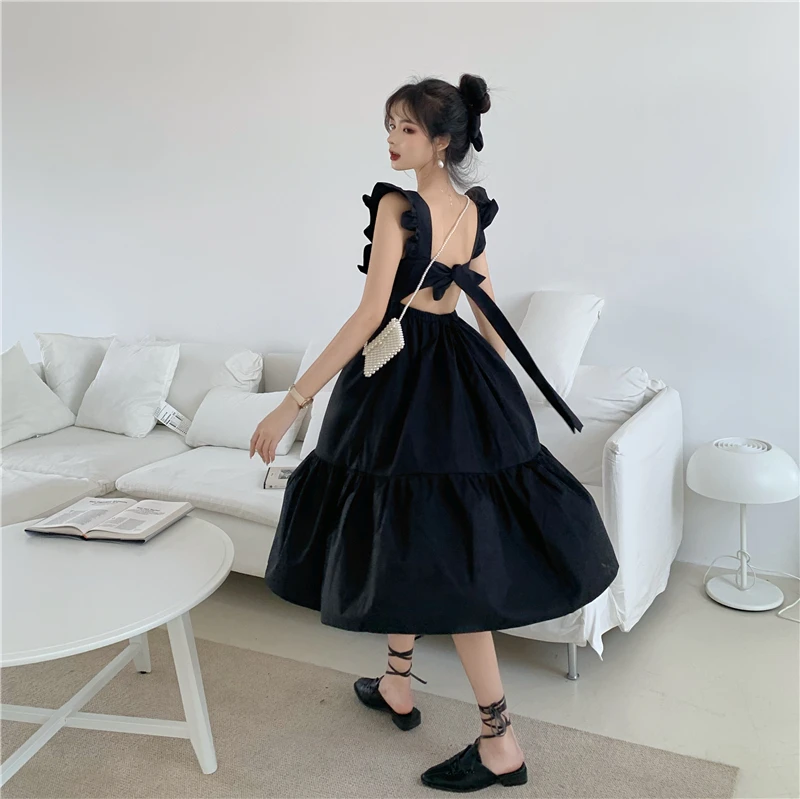 Korean New Summer Vintage Sweet Ruffled Sleeveless Dress Elegant Mori Girl Elastic Waist Sexy Backless Bandage Bow Black Dress
Korean New Summer Vintage Sweet Ruffled Sleeveless Dress Elegant Mori Girl Elastic Waist Sexy Backless Bandage Bow Black Dress