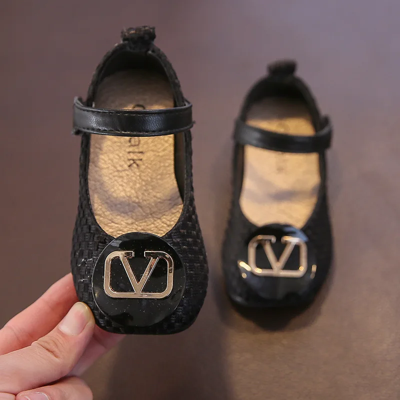 Girls Shoes 2021 Spring Autumn New Korean Girls Baby Shoes Bow Fashion Princess Shoes Shallow Bukkle Mary Janes Flats Shoes
Girls Shoes 2021 Spring Autumn New Korean Girls Baby Shoes Bow Fashion Princess Shoes Shallow Bukkle Mary Janes Flats Shoes