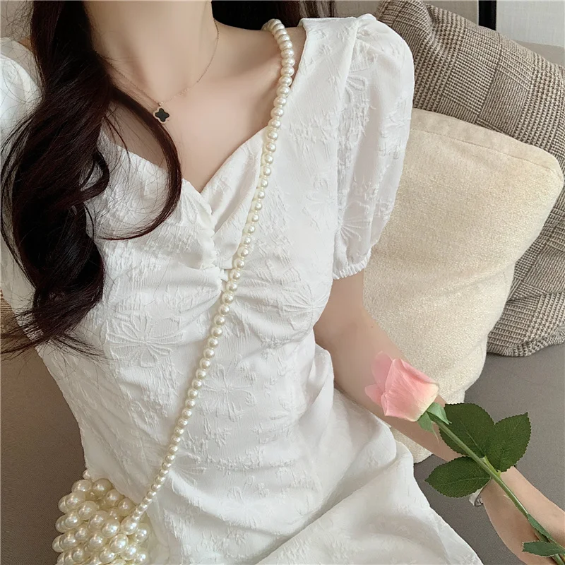 Hong Kong Style Elegant Slim Fit Puff Sleeve French Style Square Collar Dress Female Summer Sexy Backless Bow Hepburn Black
Hong Kong Style Elegant Slim Fit Puff Sleeve French Style Square Collar Dress Female Summer Sexy Backless Bow Hepburn Black